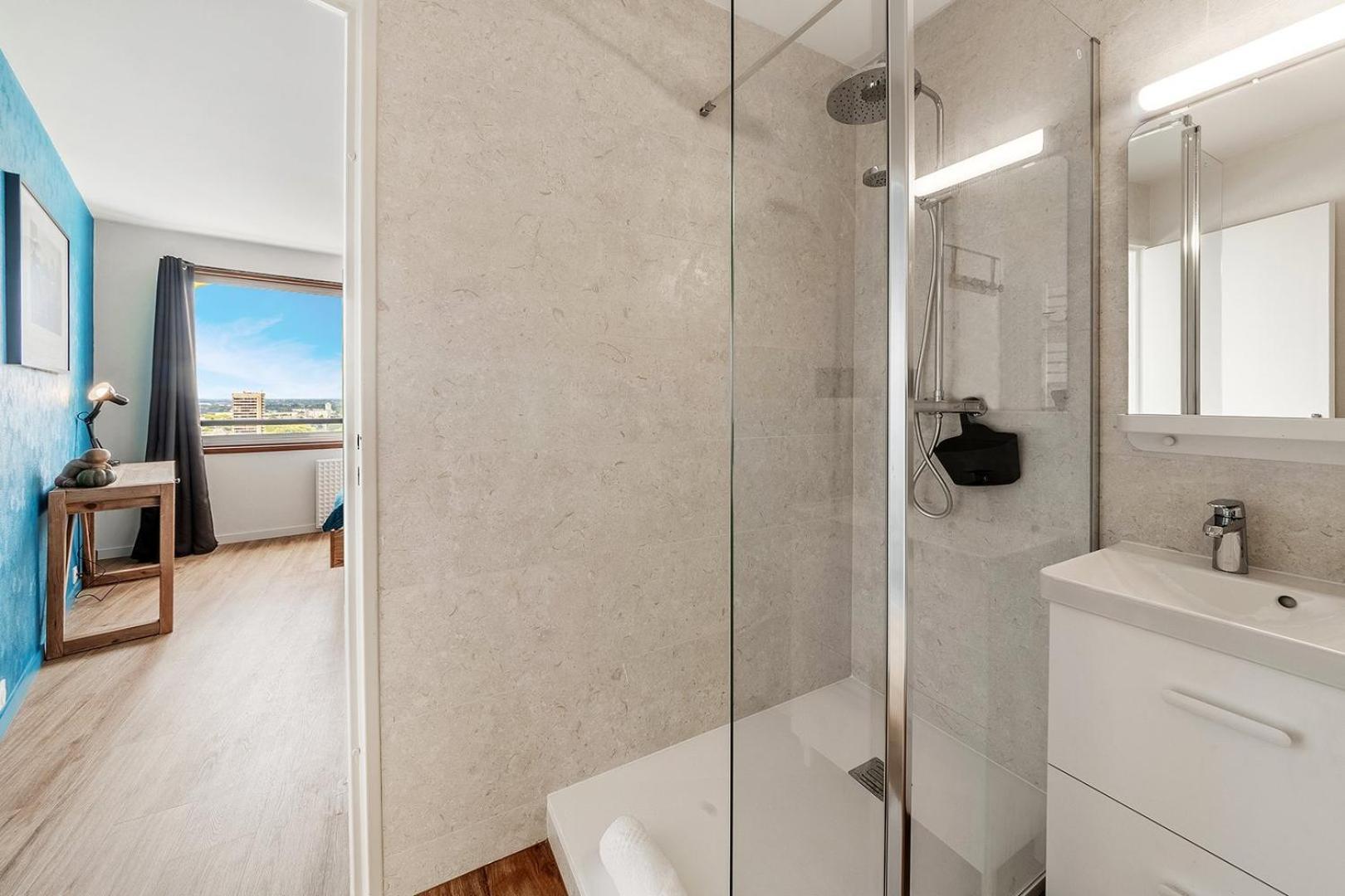 Bellevue, Appartement T2, Terrasse & Parking Rennes Luaran gambar