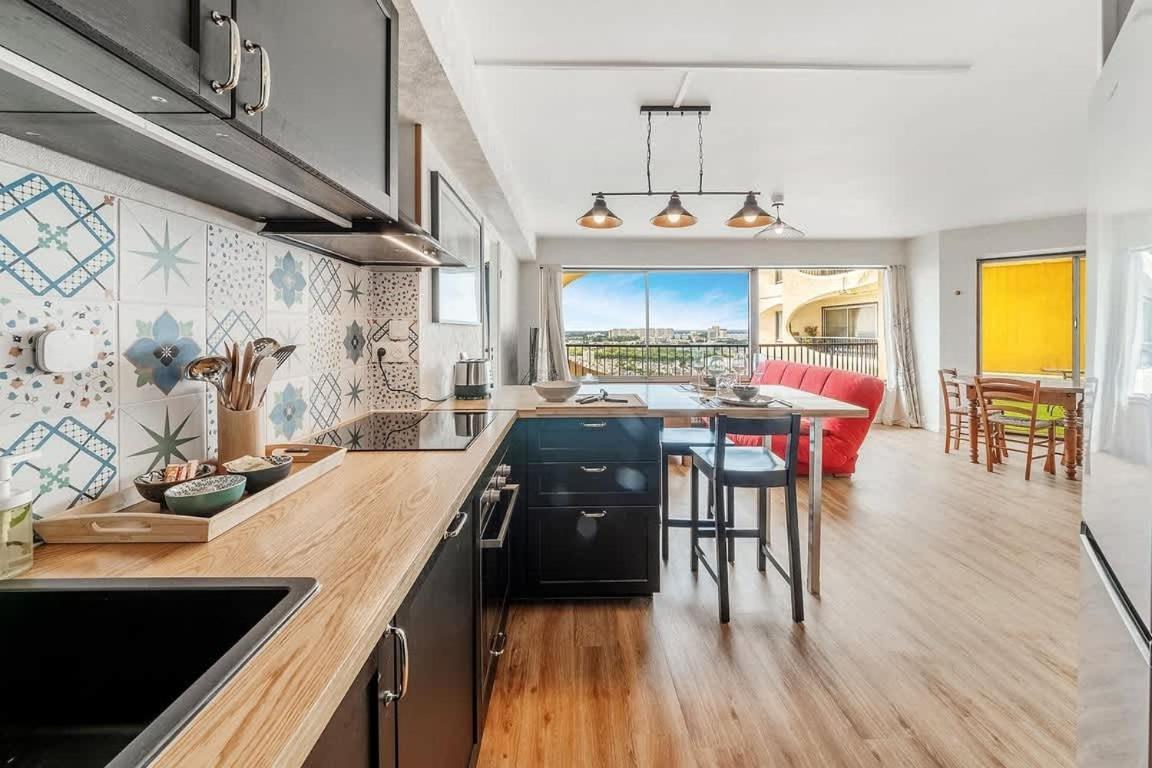 Bellevue, Appartement T2, Terrasse & Parking Rennes Luaran gambar