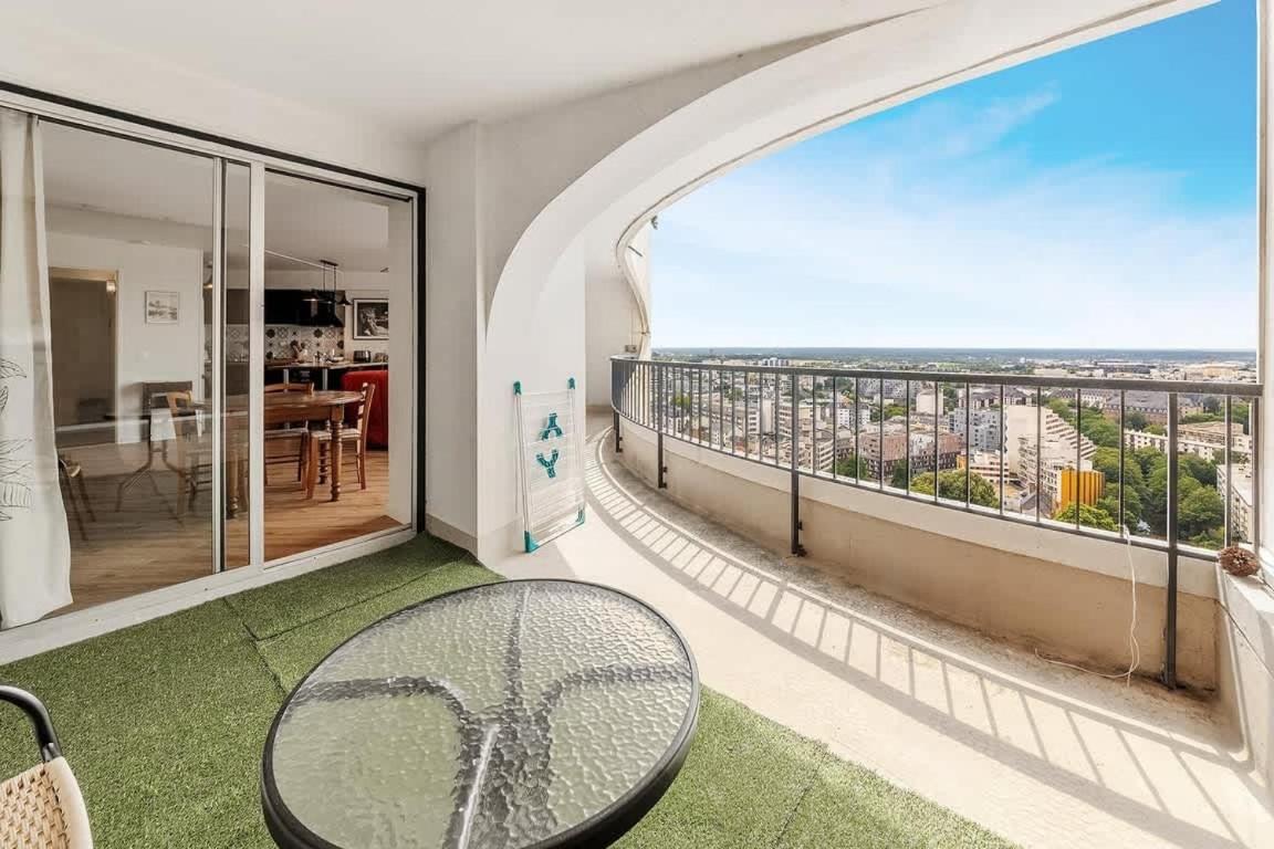 Bellevue, Appartement T2, Terrasse & Parking Rennes Luaran gambar